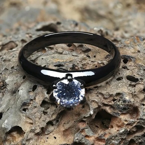 Midnight Sapphire Solitaire Ring Gunmetal Finish SZ 9.5 NEW IN BOX! - Picture 3 of 7